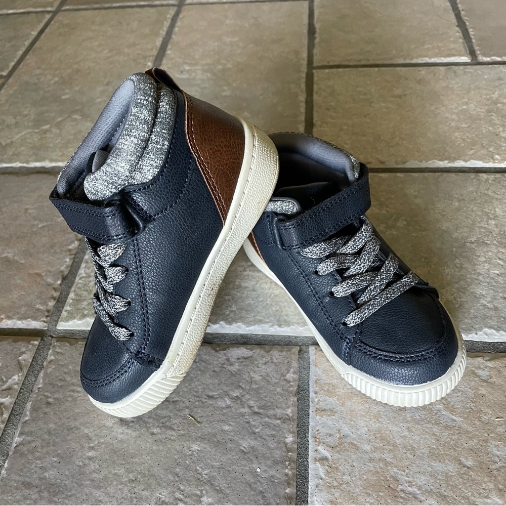 Carter’s Shoe
